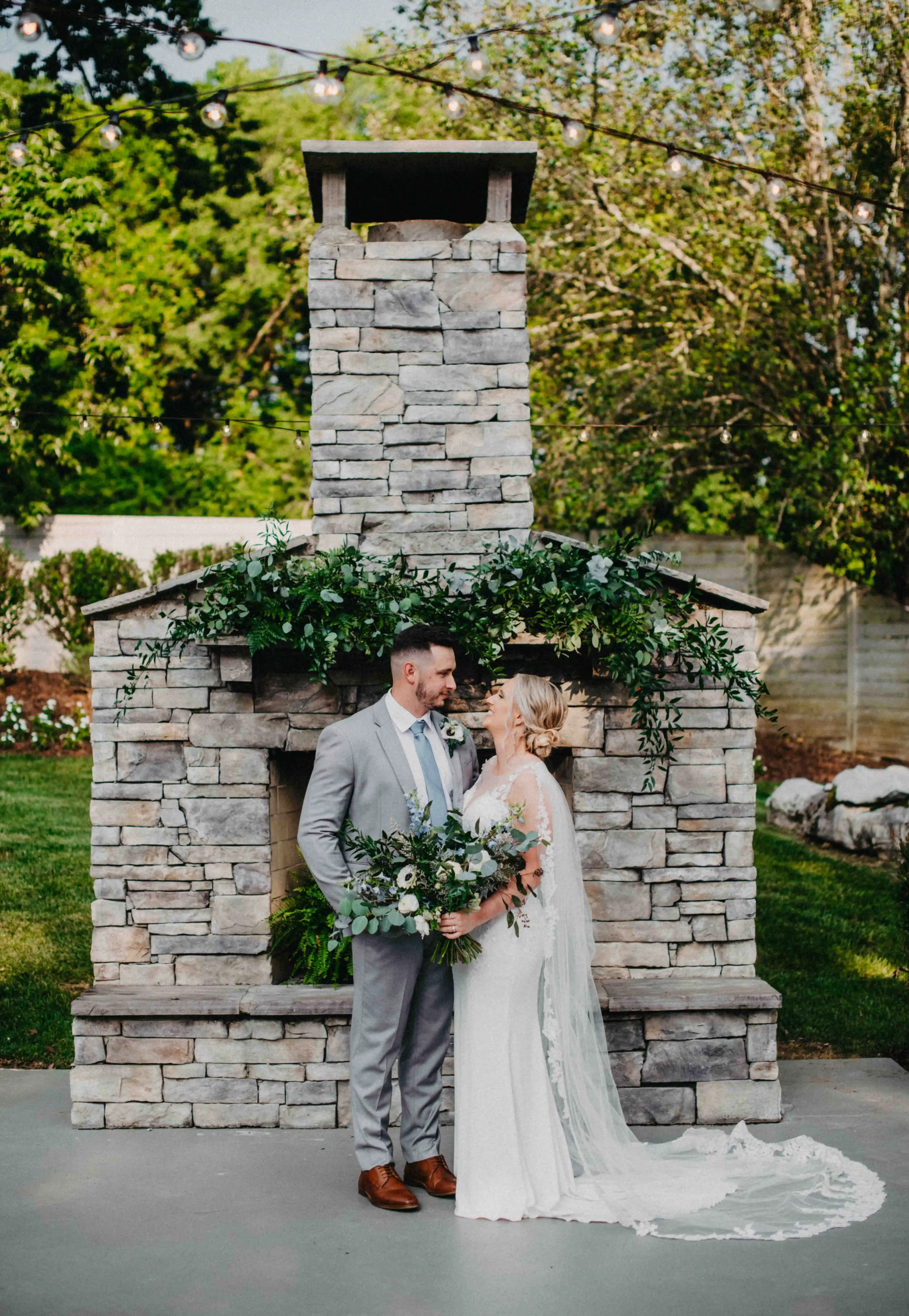 Budget-friendly wedding floral decor