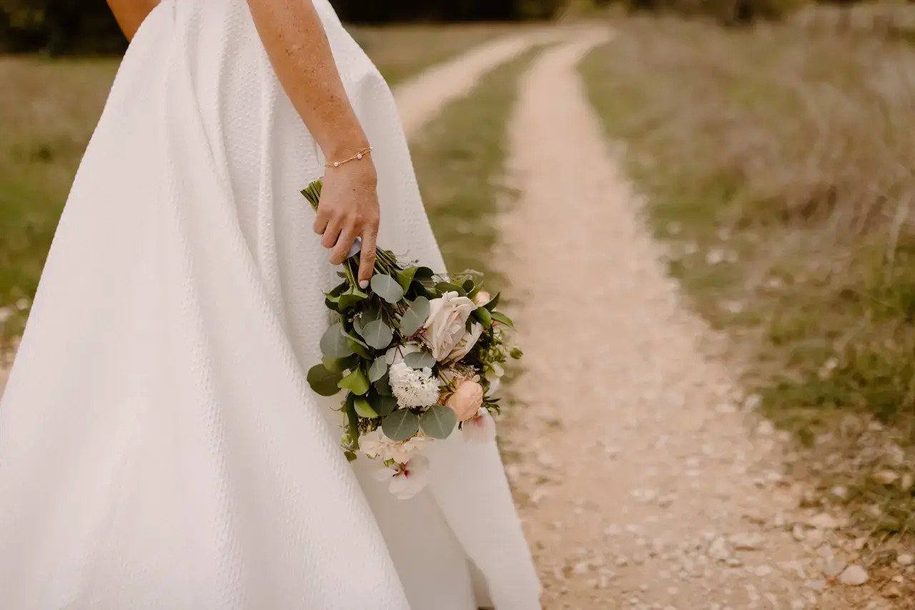 Premium winter wedding flowers