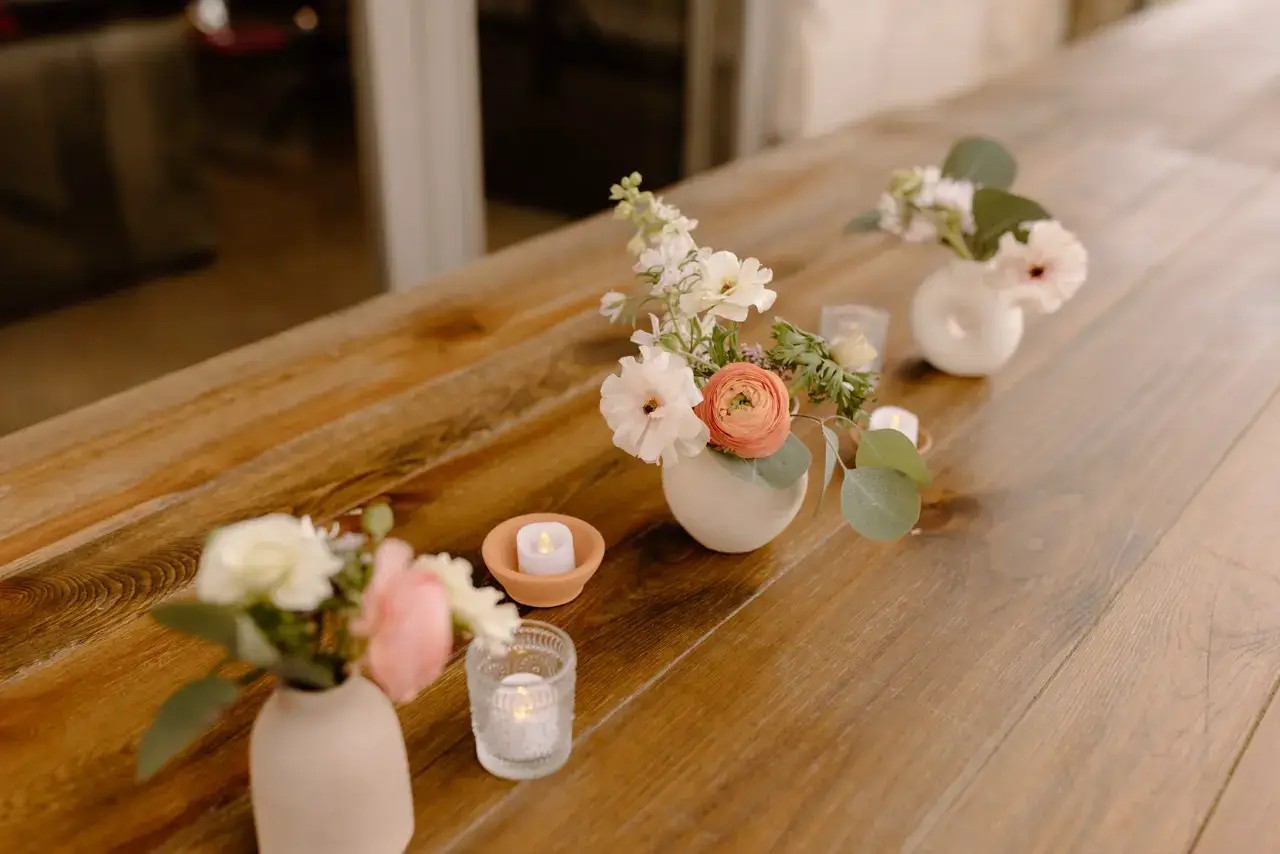 modern wedding bouquet