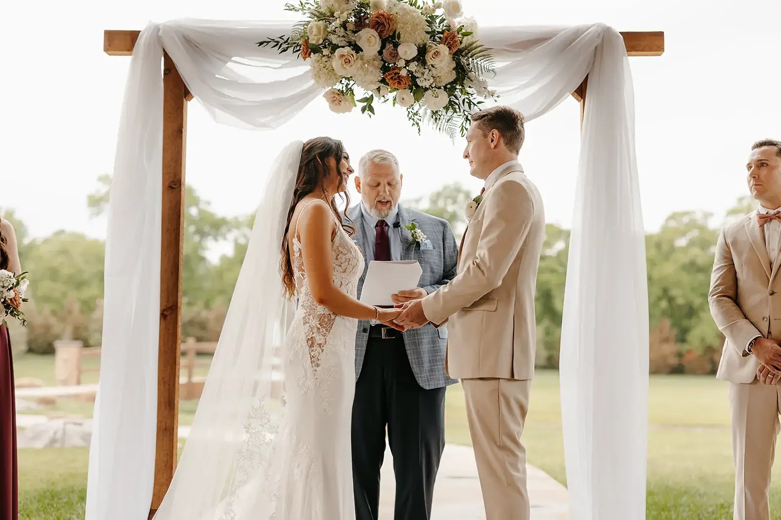 weddingflowers+nashville+ceremonyarch