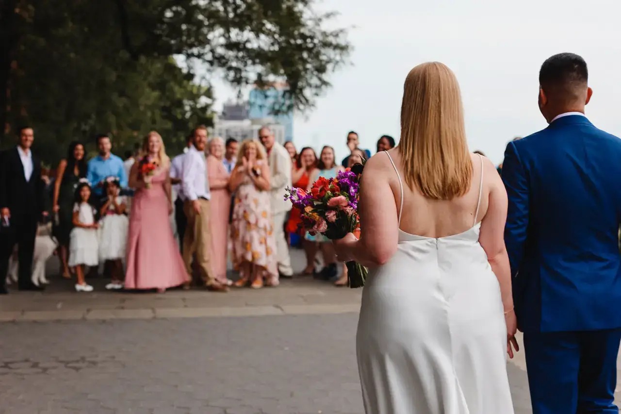 weddingflowers+marriedcouple+newyork