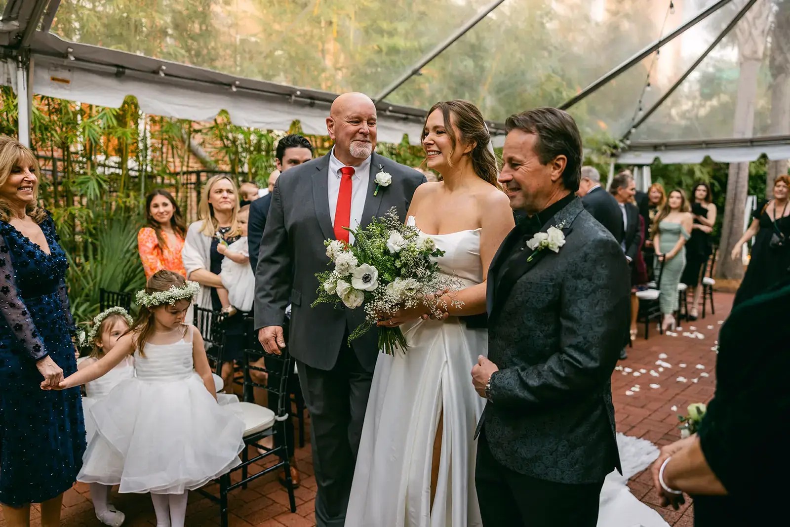 weddingflowers+neworleans+ceremonydecor